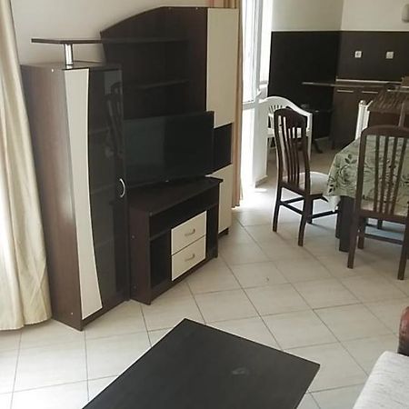 Apartment 54 Ryor Pantai Sunny Bagian luar foto